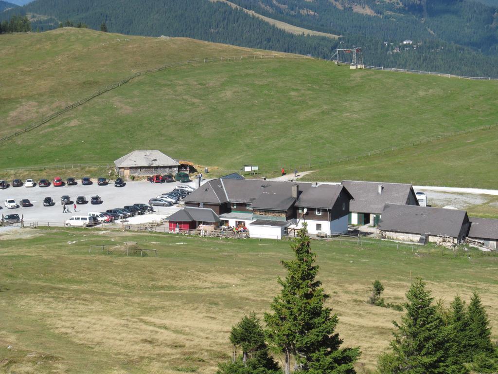 Отель Altes Almhaus Мариа-Ланковиц Экстерьер фото